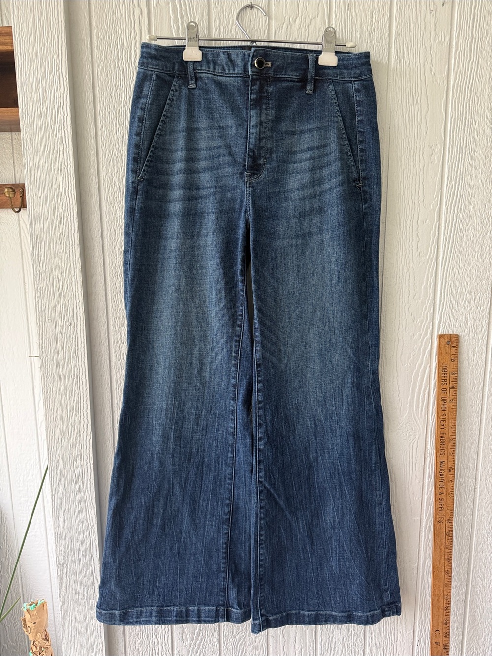 White House Black Market Extra High Rise Wide Leg Denim Blue Jeans sz 8 womens